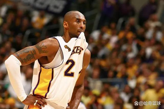 马云与蔡崇信等明星同现NBA中国赛，场面引热议